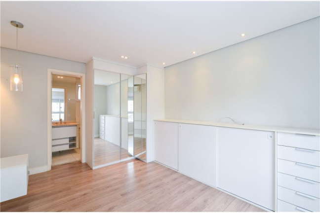 Imagem Apartamento com 3 Quartos à Venda, 134 m² em Aclimação - São Paulo Imagem Apartamento com 3 Quartos à Venda, 134 m² em Aclimação - São Paulo