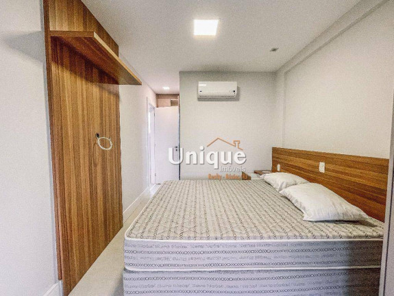 Imagem Casa com 4 Quartos à Venda, 130 m² em Centro - Armação Dos Búzios