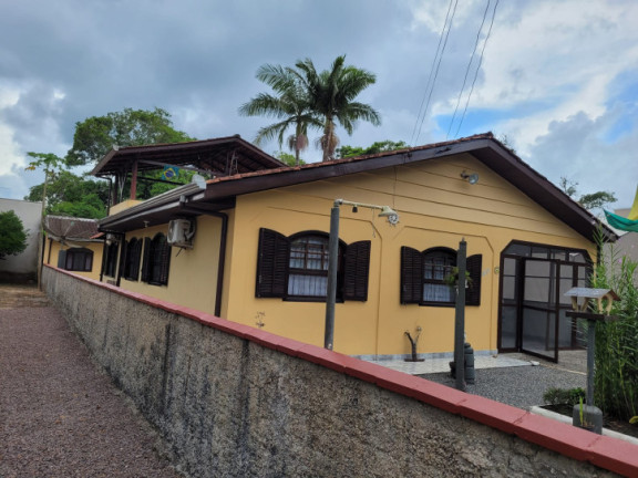 Imagem Casa com 4 Quartos à Venda, 179 m² em Balneário Cambiju - Itapoá Imagem Casa com 4 Quartos à Venda, 179 m² em Balneário Cambiju - Itapoá