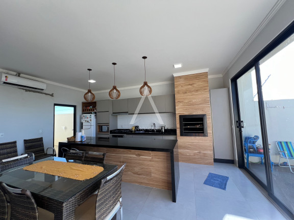 Imagem Casa com 3 Quartos à Venda, 141 m² em Residencial Recanto Suíço - Sinop