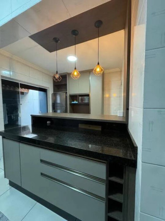 Casa com 3 Quartos à Venda, 200 m² em Jardim Las Vegas - Santo André