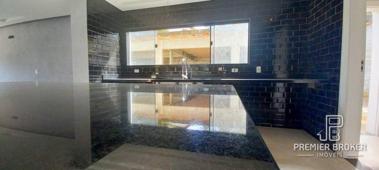 Imagem Casa com 5 Quartos à Venda, 410 m² em Golfe - Teresópolis