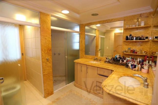 Imagem Apartamento com 5 Quartos à Venda, 500 m² em Centro - Balneário Camboriú