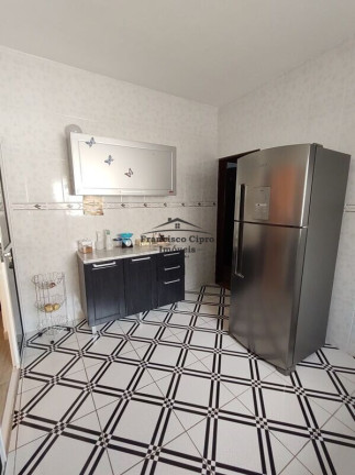Imagem Casa com 3 Quartos à Venda, 194 m² em Jardim Aeroporto - Guaratinguetá Imagem Casa com 3 Quartos à Venda, 194 m² em Jardim Aeroporto - Guaratinguetá