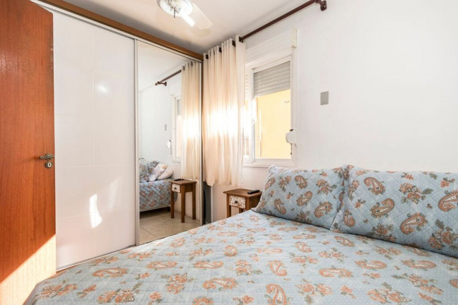 Imagem Imóvel com 3 Quartos à Venda,  em Teresópolis - Porto Alegre
