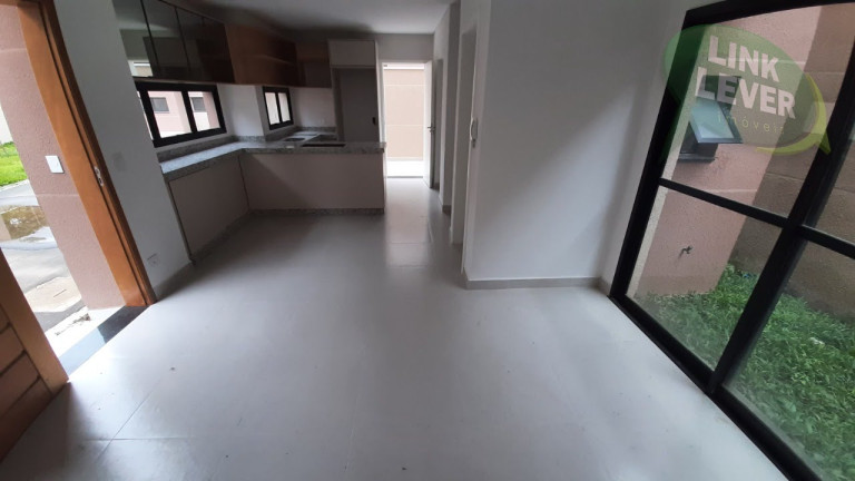 Imagem Casa de Condomínio com 3 Quartos à Venda, 81 m² em Santa Cândida - Curitiba