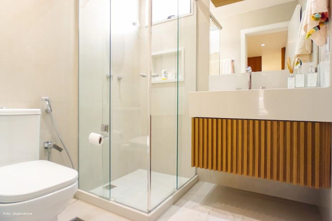 Imagem Casa com 6 Quartos à Venda, 312 m² em Barra Da Tijuca - Rio De Janeiro Imagem Casa com 6 Quartos à Venda, 312 m² em Barra Da Tijuca - Rio De Janeiro