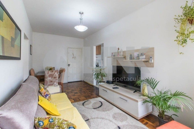 Imagem Apartamento com 2 Quartos à Venda, 68 m² em Passo Da Areia - Porto Alegre