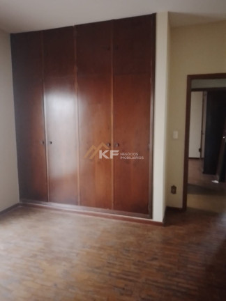 Imagem Casa com 3 Quartos à Venda, 200 m² em Vila Tibério - Ribeirão Preto Imagem Casa com 3 Quartos à Venda, 200 m² em Vila Tibério - Ribeirão Preto