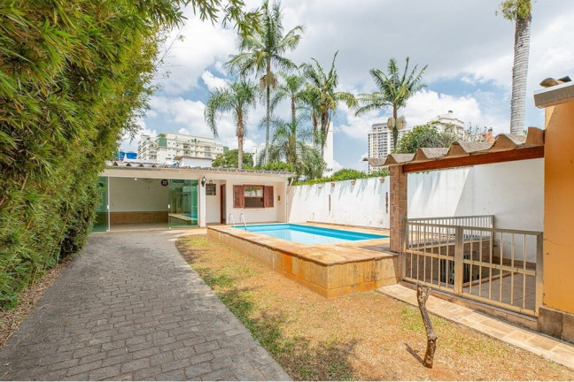 Casa com 3 Quartos à Venda, 232 m² em Alto Da Boa Vista - São Paulo