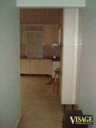 Imagem Casa com 2 Quartos à Venda, 500 m² em Centro - Jacareí