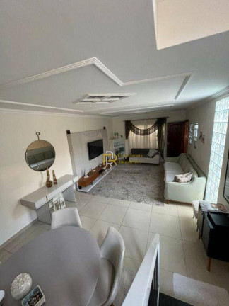 Imagem Sobrado com 3 Quartos à Venda, 130 m² em Vila Tupi - Praia Grande Imagem Sobrado com 3 Quartos à Venda, 130 m² em Vila Tupi - Praia Grande