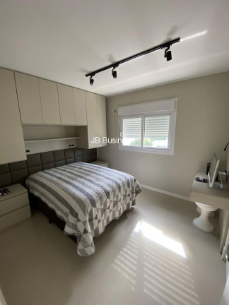 Imagem Imóvel com 3 Quartos à Venda, 208 m² em Jardim Blumenau - Blumenau