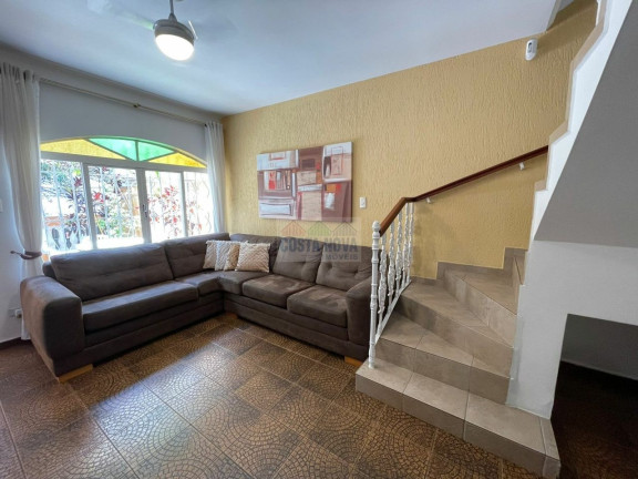 Casa com 3 Quartos à Venda, 180 m²