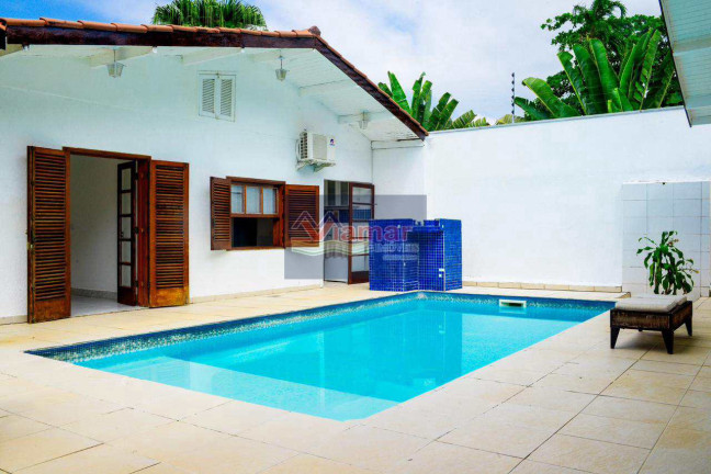 Imagem Casa com 4 Quartos à Venda, 270 m² em Balneário Praia Do Pernambuco - Guarujá Imagem Casa com 4 Quartos à Venda, 270 m² em Balneário Praia Do Pernambuco - Guarujá