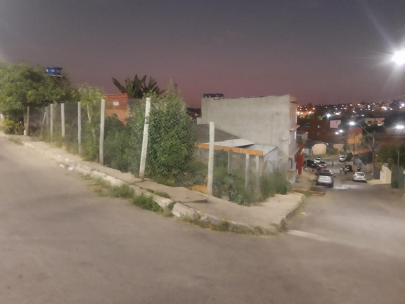 Imagem Terreno à Venda, 240 m² em Varjão - Brasília Imagem Terreno à Venda, 240 m² em Varjão - Brasília