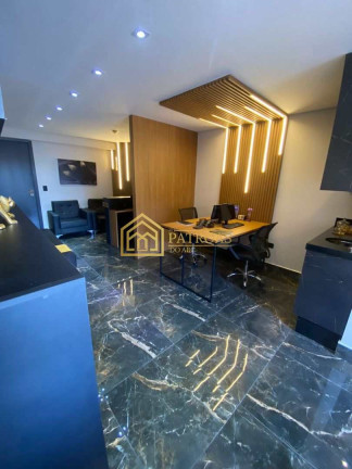 Imóvel Comercial à Venda, 32 m² em Vila Curuçá - Santo André