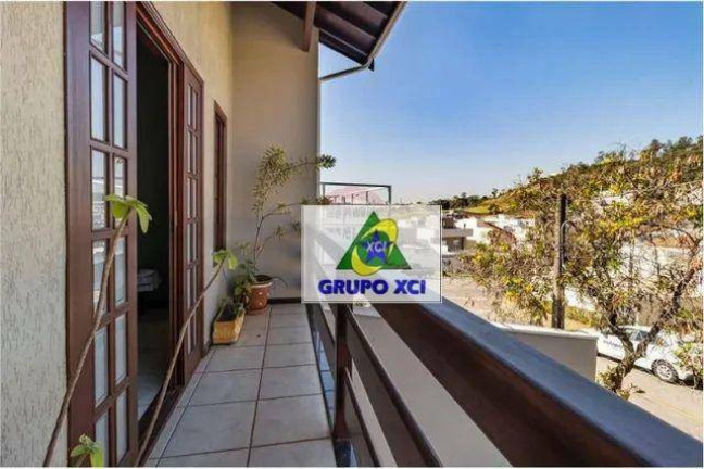 Imagem Casa com 3 Quartos à Venda, 304 m² em Roncáglia - Valinhos Imagem Casa com 3 Quartos à Venda, 304 m² em Roncáglia - Valinhos