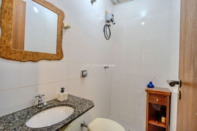 Imagem Casa com 4 Quartos à Venda, 265 m² em São Braz - Curitiba