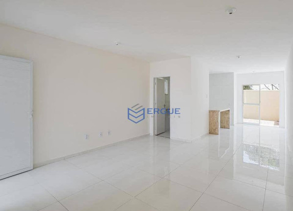 Imagem Casa com 3 Quartos à Venda, 117 m² em Luzardo Viana - Maracanaú Imagem Casa com 3 Quartos à Venda, 117 m² em Luzardo Viana - Maracanaú