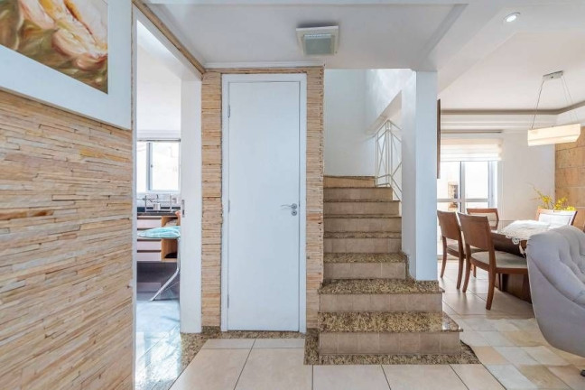 Imagem Casa com 3 Quartos à Venda, 140 m² em Boqueirão - Curitiba