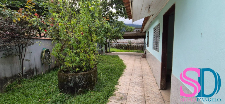 Imagem Casa com 2 Quartos à Venda, 105 m² em Sertão Da Quina - Ubatuba Imagem Casa com 2 Quartos à Venda, 105 m² em Sertão Da Quina - Ubatuba