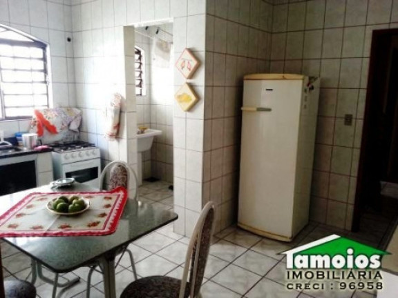 Imagem Casa com 2 Quartos à Venda,  em Centro - Ubatuba