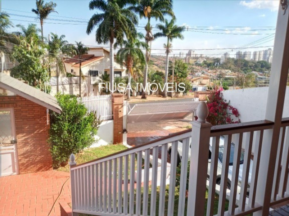 Sobrado com 3 Quartos à Venda,  em Ribeirânia - Ribeirão Preto