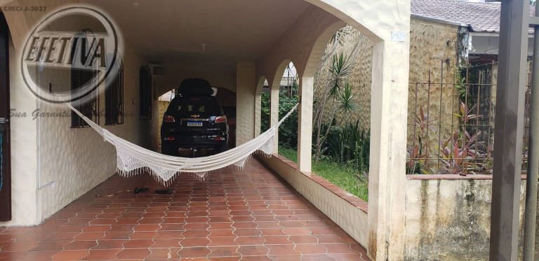 Imagem Casa com 5 Quartos à Venda, 420 m² em Centro - Guaratuba Imagem Casa com 5 Quartos à Venda, 420 m² em Centro - Guaratuba