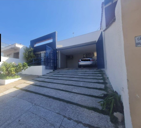 Imóvel com 5 Quartos à Venda, 252 m² em Jardim Chapadão - Campinas