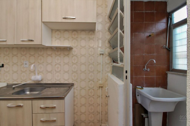 Imagem Imóvel com 1 Quarto à Venda, 38 m² em Camaquã - Porto Alegre Imagem Imóvel com 1 Quarto à Venda, 38 m² em Camaquã - Porto Alegre