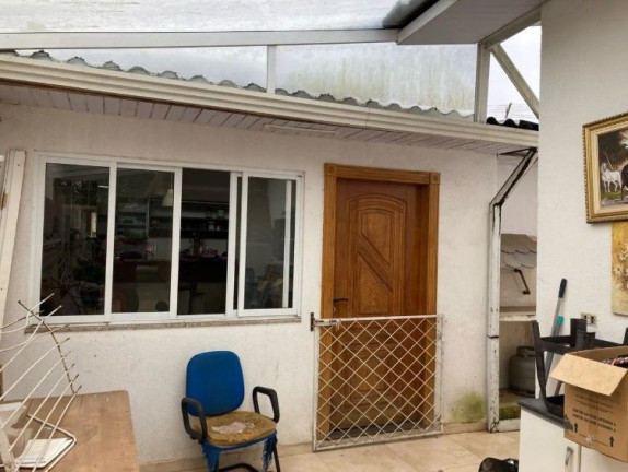 Imagem Casa com 5 Quartos à Venda, 200 m² em Mercês - Curitiba