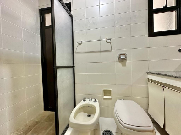Imagem Apartamento com 3 Quartos à Venda, 138 m² em Pitangueiras - Guarujá Imagem Apartamento com 3 Quartos à Venda, 138 m² em Pitangueiras - Guarujá