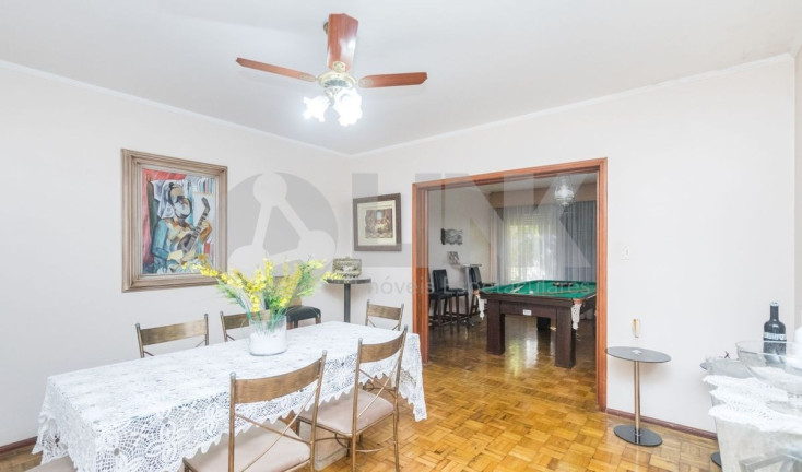 Imagem Sobrado com 3 Quartos à Venda, 316 m² em Jardim Lindóia - Porto Alegre