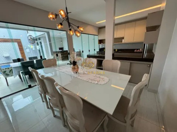 Casa com 3 Quartos à Venda, 245 m² em Jardim Atlântico - Goiânia