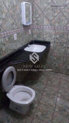 Imagem Casa com 3 Quartos à Venda, 470 m² em Vila Rosa - Goiânia