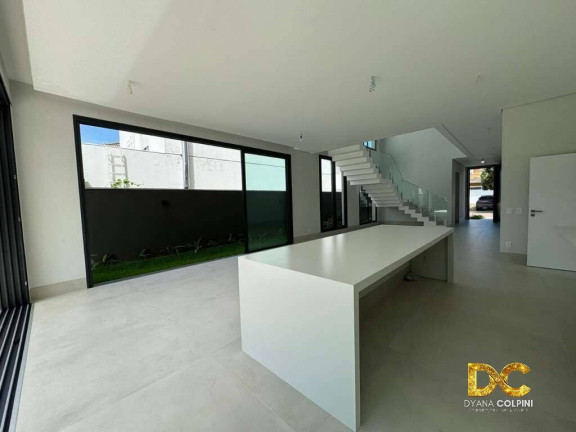Imagem Casa de Condomínio com 4 Quartos à Venda, 419 m² em Condomínio Florais Cuiabá Residencial - Cuiabá Imagem Casa de Condomínio com 4 Quartos à Venda, 419 m² em Condomínio Florais Cuiabá Residencial - Cuiabá
