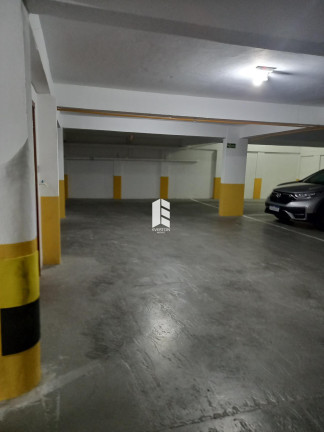 Imagem Apartamento com 3 Quartos à Venda, 211 m² em Centro - Santa Maria