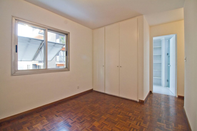 Imagem Apartamento com 3 Quartos à Venda, 106 m² em Itaim Bibi - São Paulo