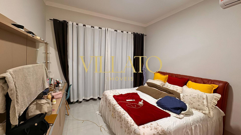 Imagem Casa com 3 Quartos à Venda, 165 m² em Jardim Fonte Nova - Goiânia Imagem Casa com 3 Quartos à Venda, 165 m² em Jardim Fonte Nova - Goiânia