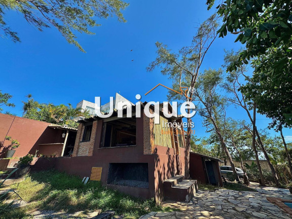 Casa com 5 Quartos à Venda, 1.000 m² em Peró - Cabo Frio