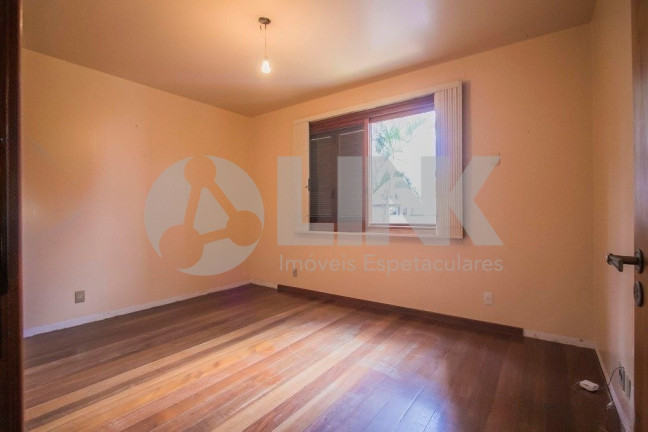 Imagem Apartamento com 3 Quartos à Venda, 190 m² em Petrópolis - Porto Alegre