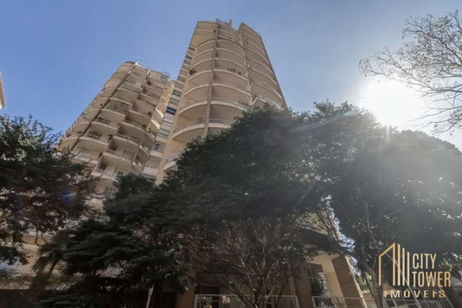 Apartamento com 2 Quartos à Venda, 146 m² em Vila Nova Conceição - São Paulo