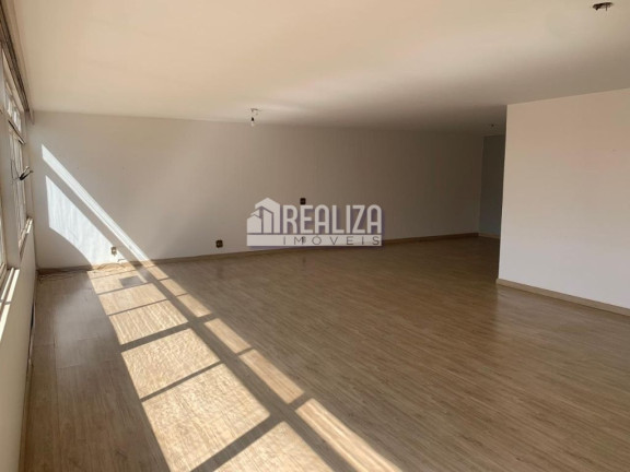 Imagem Apartamento com 4 Quartos à Venda, 242 m² em Centro - Uberaba Imagem Apartamento com 4 Quartos à Venda, 242 m² em Centro - Uberaba