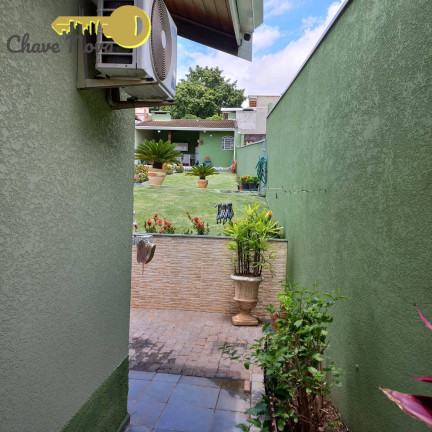 Imagem Casa com 4 Quartos à Venda, 233 m² em Vila Santista - Atibaia