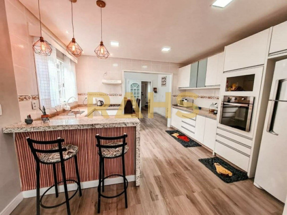 Imagem Casa com 4 Quartos à Venda, 187 m² em Bom Retiro - Joinville Imagem Casa com 4 Quartos à Venda, 187 m² em Bom Retiro - Joinville