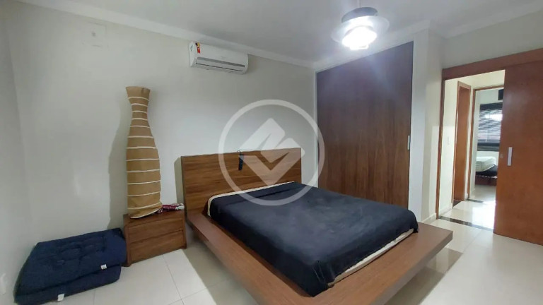 Imagem Casa com 4 Quartos à Venda, 211 m² em Jardim América - Goiânia Imagem Casa com 4 Quartos à Venda, 211 m² em Jardim América - Goiânia