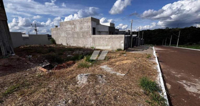 Casa à Venda,  em Brazmadeira - Cascavel