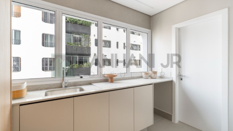 Imagem Imóvel com 2 Quartos à Venda, 130 m² em Vila Nova Conceição - São Paulo Imagem Imóvel com 2 Quartos à Venda, 130 m² em Vila Nova Conceição - São Paulo