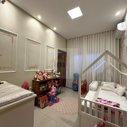 Imagem Casa com 3 Quartos à Venda, 256 m² em Parque Oeste Industrial - Goiânia